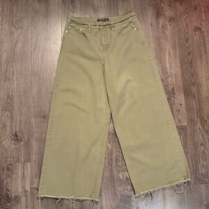 Calvin Klein Jeans High Rise Wide Leg green raw hem